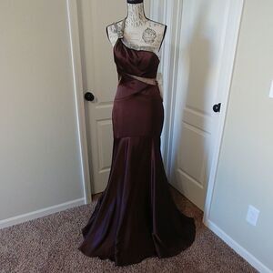 NWT Fire& Ice Brown one shoulder trumpet/mermaid brown prom dress 8
